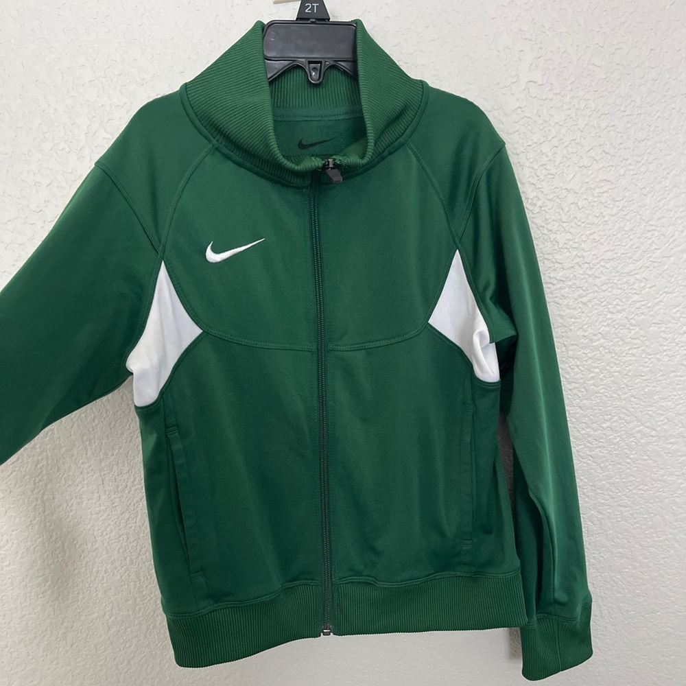 Nike: boys athletic jacket: size S